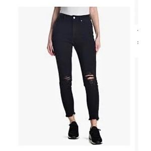 Tinsel Mom Relaxed Jeans Black Distressed Denim Mom Jeans Size‎ 9 NWT 5852